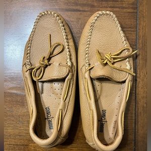 Mens Minnetonka Size 12 Moccasins